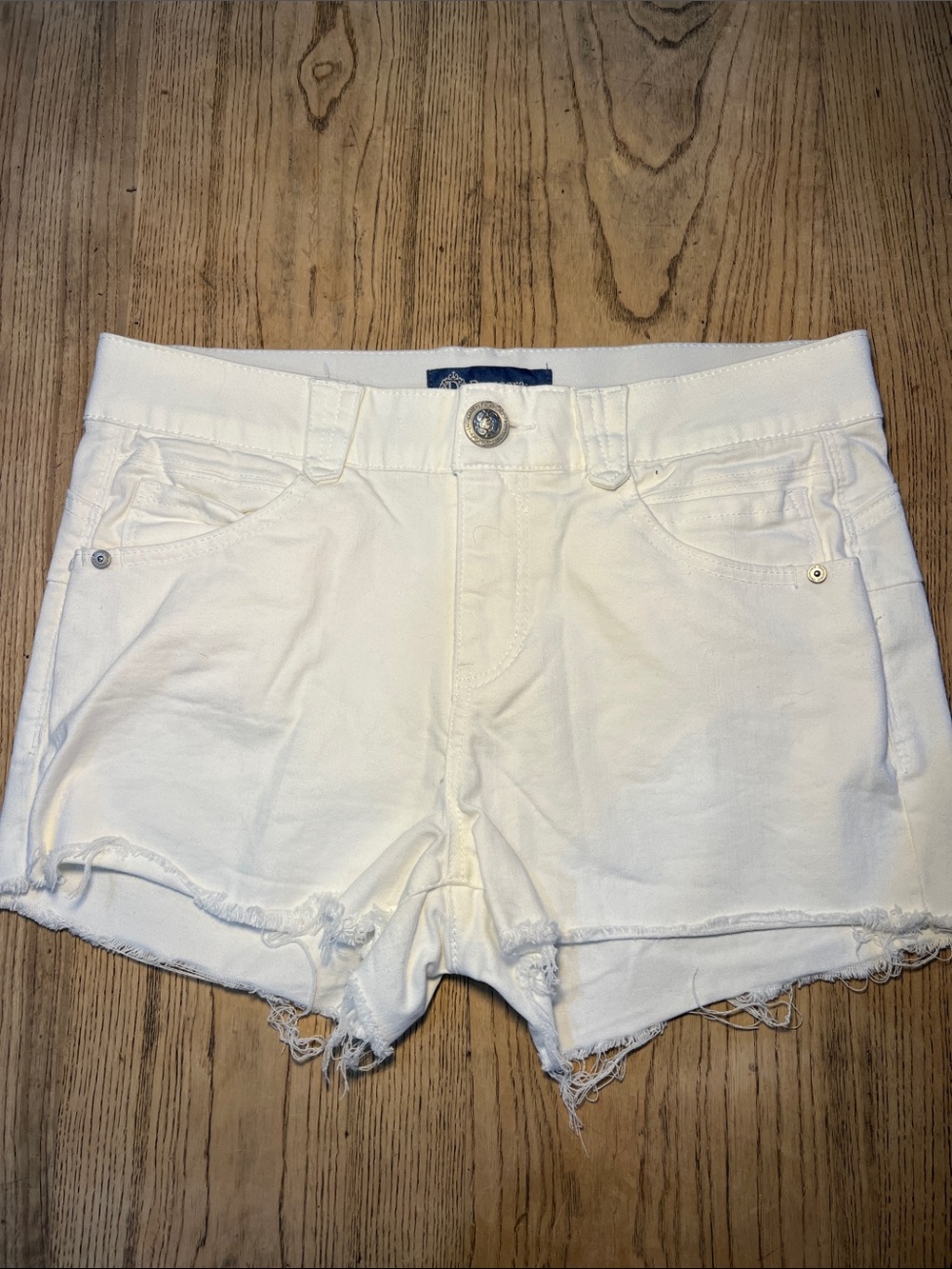 Women’s White Denim Frayed Hem Shorts
